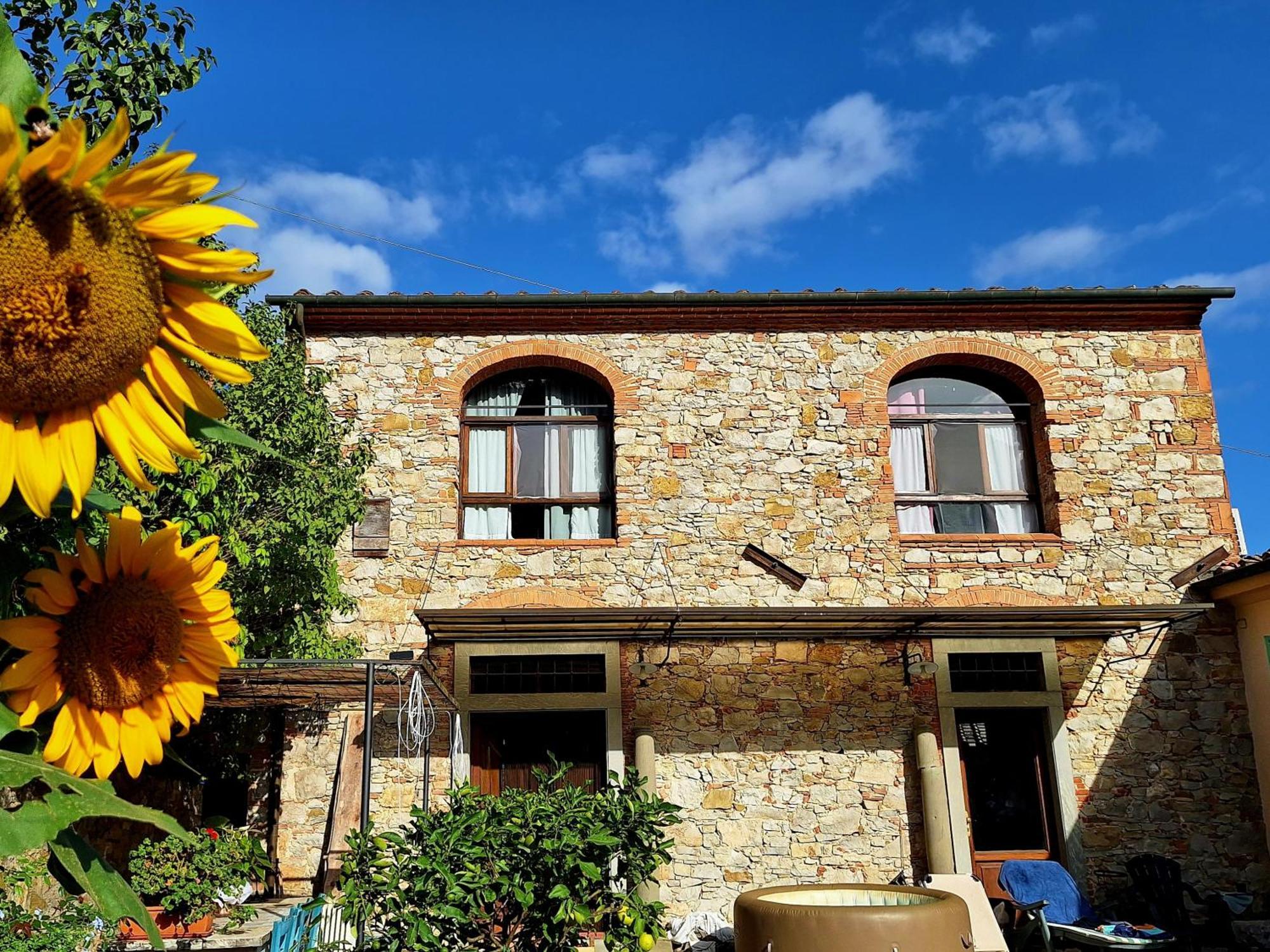 Il Fienile Villa Ripafratta ภายนอก รูปภาพ